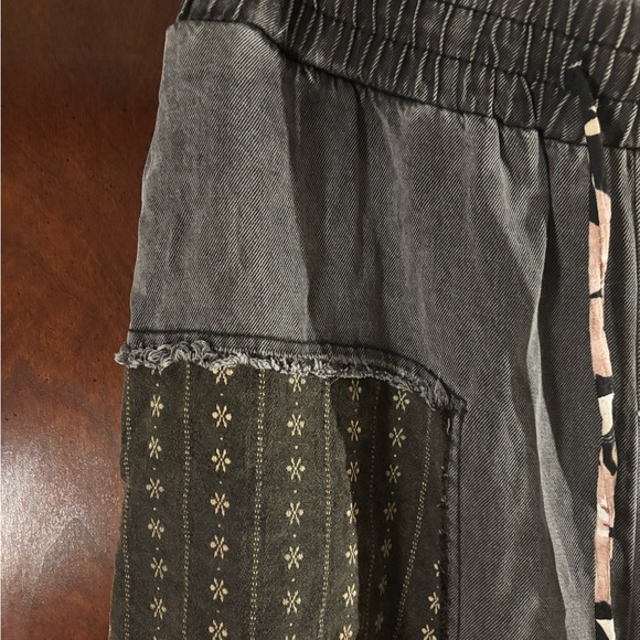 Boho Floral Patchwork Wide Leg Pants Size Large - Picture 7 of 8